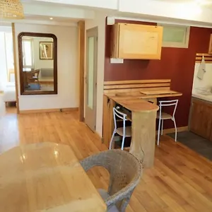  Appartement Avec Cachet Au Coeur De Les Bains