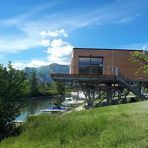  Hébergement de vacances Les I-lofts Du Domaine