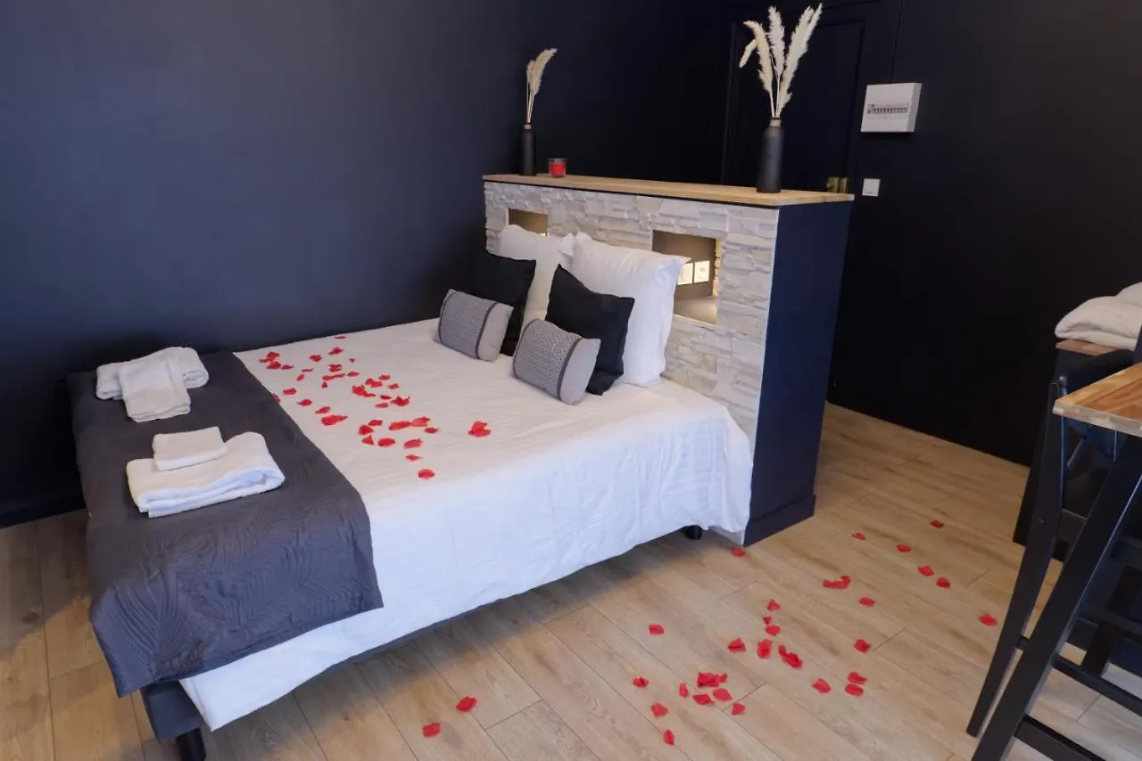 Spa&Love - Balnéo - Queen size - Cocooning Aulnat 0*,  France